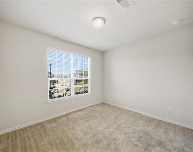 1805 Nelson Street - Photo Thumbnail 30