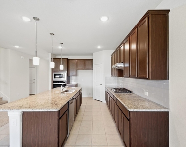 1805 Nelson Street - Photo Thumbnail 10