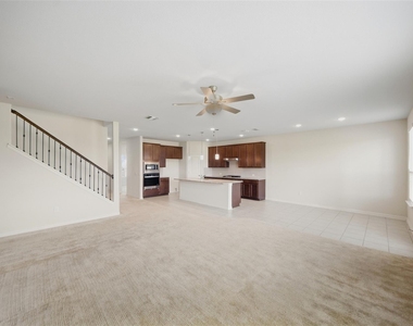 1805 Nelson Street - Photo Thumbnail 4