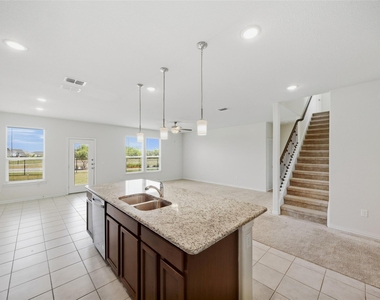 1805 Nelson Street - Photo Thumbnail 7