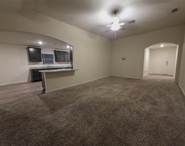 3019 Boran Drive - Photo Thumbnail 3