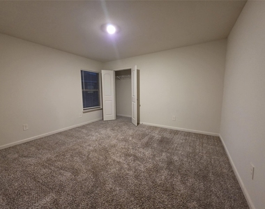 3019 Boran Drive - Photo Thumbnail 9