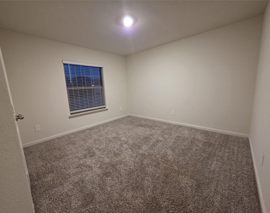 3019 Boran Drive - Photo Thumbnail 5