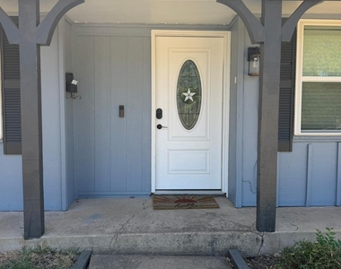 3932 Sun Valley Court - Photo Thumbnail 1