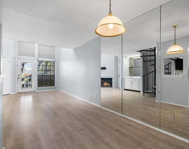 5590 Spring Valley - Photo Thumbnail 6