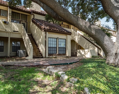 5590 Spring Valley - Photo Thumbnail 21
