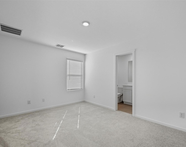 823 Sandhill Crane Lane - Photo Thumbnail 11