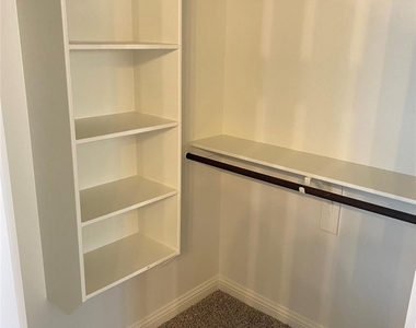 3005 Promenade Drive - Photo Thumbnail 21
