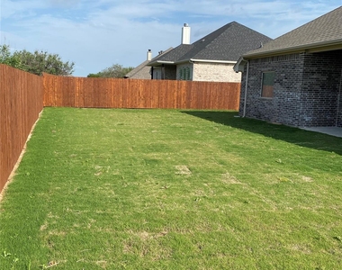 3005 Promenade Drive - Photo Thumbnail 24