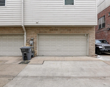 1606 Tribeca Way - Photo Thumbnail 34