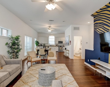 1606 Tribeca Way - Photo Thumbnail 5