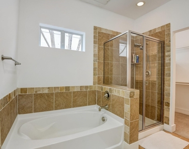 1606 Tribeca Way - Photo Thumbnail 26