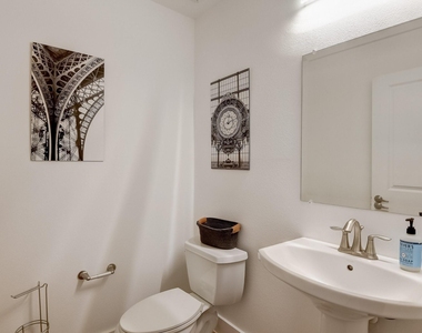 1606 Tribeca Way - Photo Thumbnail 20
