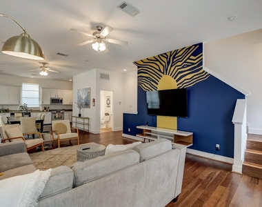 1606 Tribeca Way - Photo Thumbnail 6