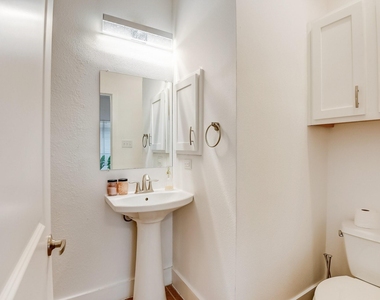 1606 Tribeca Way - Photo Thumbnail 18