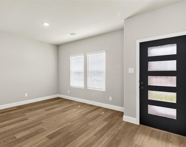 2217 Currents Road - Photo Thumbnail 17