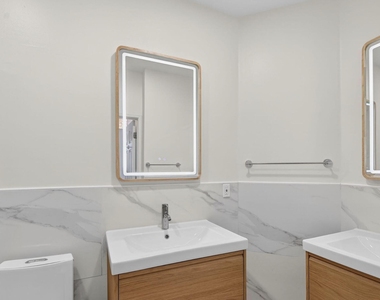 695 Hibiscus Street - Photo Thumbnail 16