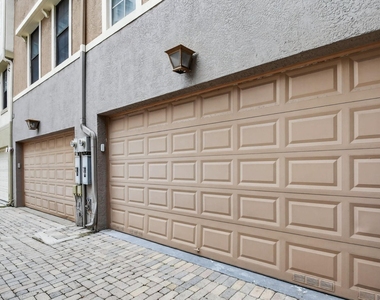 695 Hibiscus Street - Photo Thumbnail 4