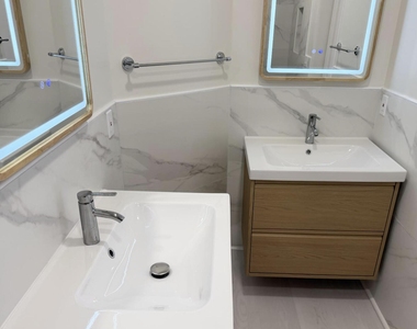695 Hibiscus Street - Photo Thumbnail 17