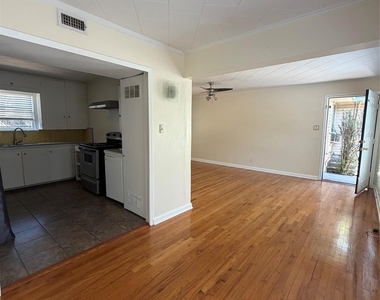 3733 Washburn Avenue - Photo Thumbnail 1