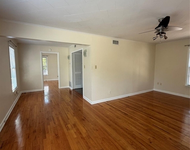 3733 Washburn Avenue - Photo Thumbnail 2