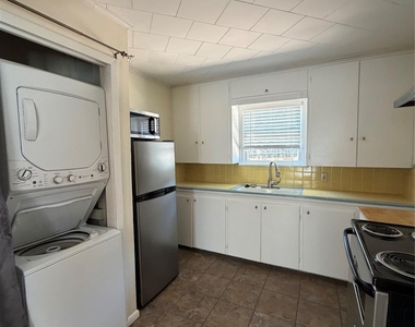 3733 Washburn Avenue - Photo Thumbnail 3