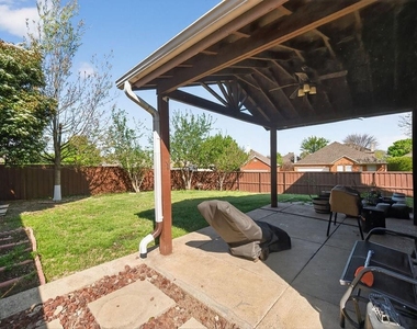 9633 Anns Way - Photo Thumbnail 34