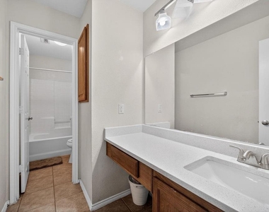 9633 Anns Way - Photo Thumbnail 30