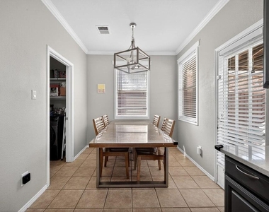 9633 Anns Way - Photo Thumbnail 16