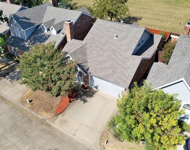 3021 Waterfront Circle - Photo Thumbnail 21