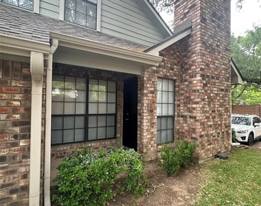 449 Harris Street - Photo Thumbnail 18