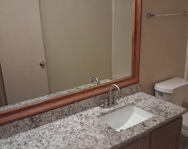 7310 Fossil Lake Drive - Photo Thumbnail 15