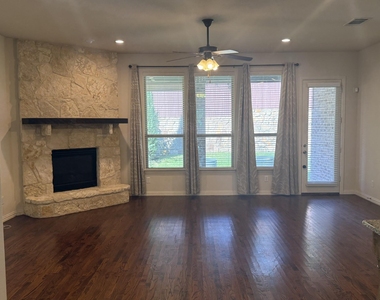 13721 Vera Cruz Road - Photo Thumbnail 2