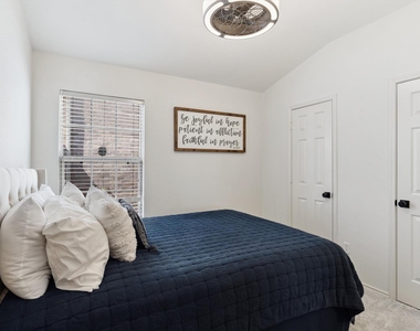 2685 Calmwater Drive - Photo Thumbnail 23