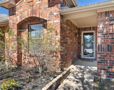 2685 Calmwater Drive - Photo Thumbnail 1
