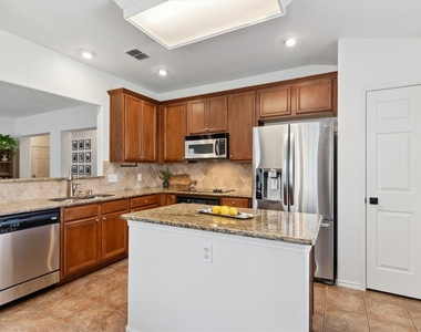 2685 Calmwater Drive - Photo Thumbnail 10