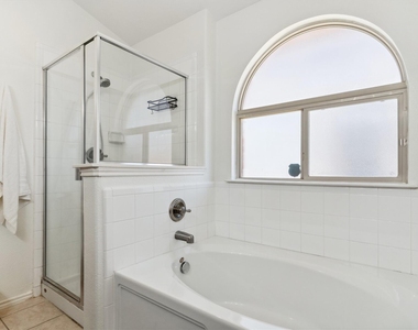 2685 Calmwater Drive - Photo Thumbnail 18