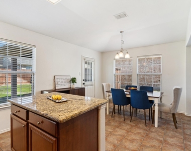 2685 Calmwater Drive - Photo Thumbnail 12
