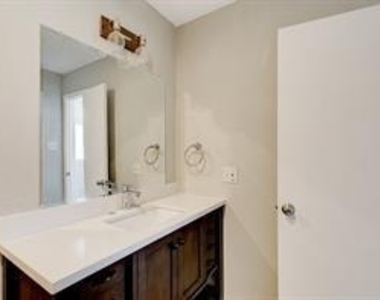 2422 Jewell Drive - Photo Thumbnail 16
