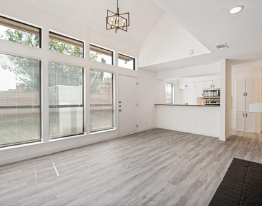 18240 Midway Road - Photo Thumbnail 3