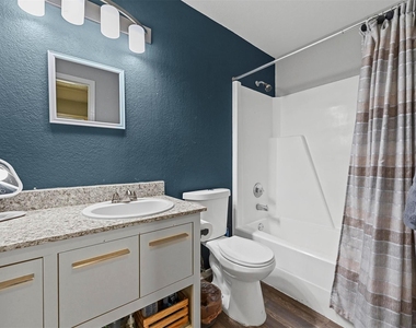 2814 Sherry Street - Photo Thumbnail 6
