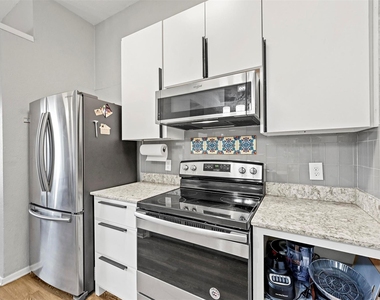 2814 Sherry Street - Photo Thumbnail 11
