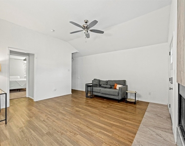 2814 Sherry Street - Photo Thumbnail 14