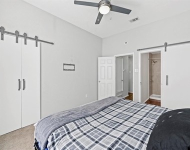 2814 Sherry Street - Photo Thumbnail 7