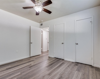 428 N Dallas Avenue - Photo Thumbnail 19