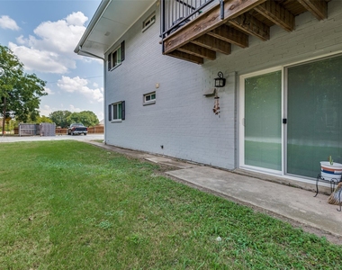 428 N Dallas Avenue - Photo Thumbnail 24