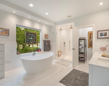 11804 Forest Lakes Lane - Photo Thumbnail 18
