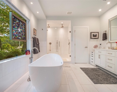 11804 Forest Lakes Lane - Photo Thumbnail 19