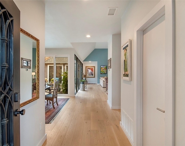 11804 Forest Lakes Lane - Photo Thumbnail 2