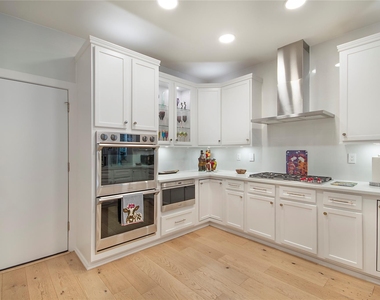 11804 Forest Lakes Lane - Photo Thumbnail 10